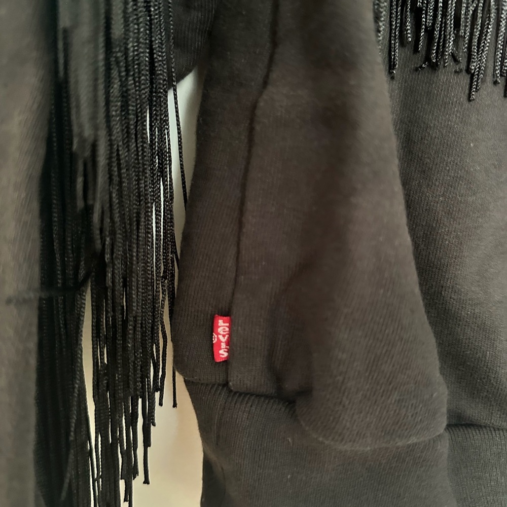 Levi's Black Crewneck Sweatshirt with Fringe - Picture 3 of 5